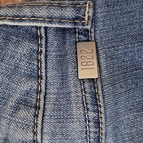 1822 Denim Light Wash Frayed Hem Zip Stretchy Skinny Ankle Jeans Size 6 - Picture 9 of 12